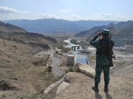 Ötən ay dövlət sərhədini pozan 52 nəfər saxlanılıb