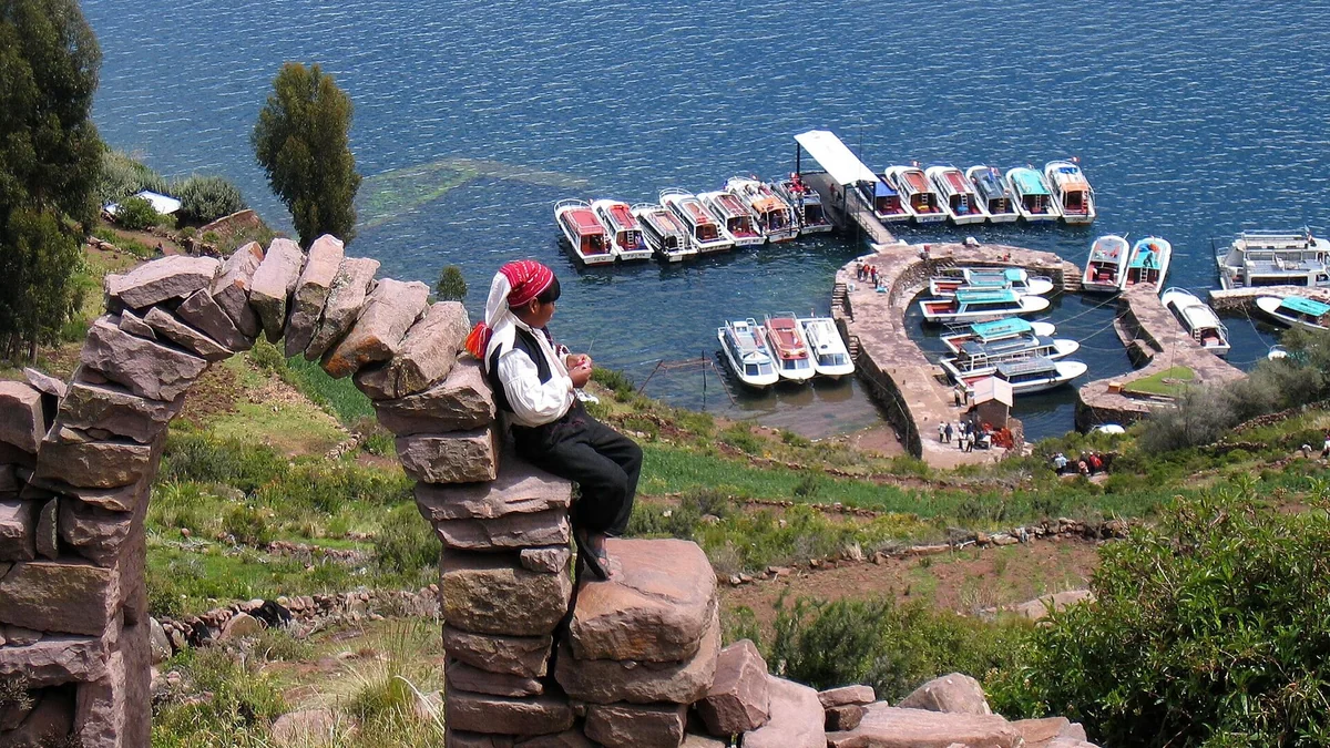 Peru hökuməti bütün limanları bağlayıb