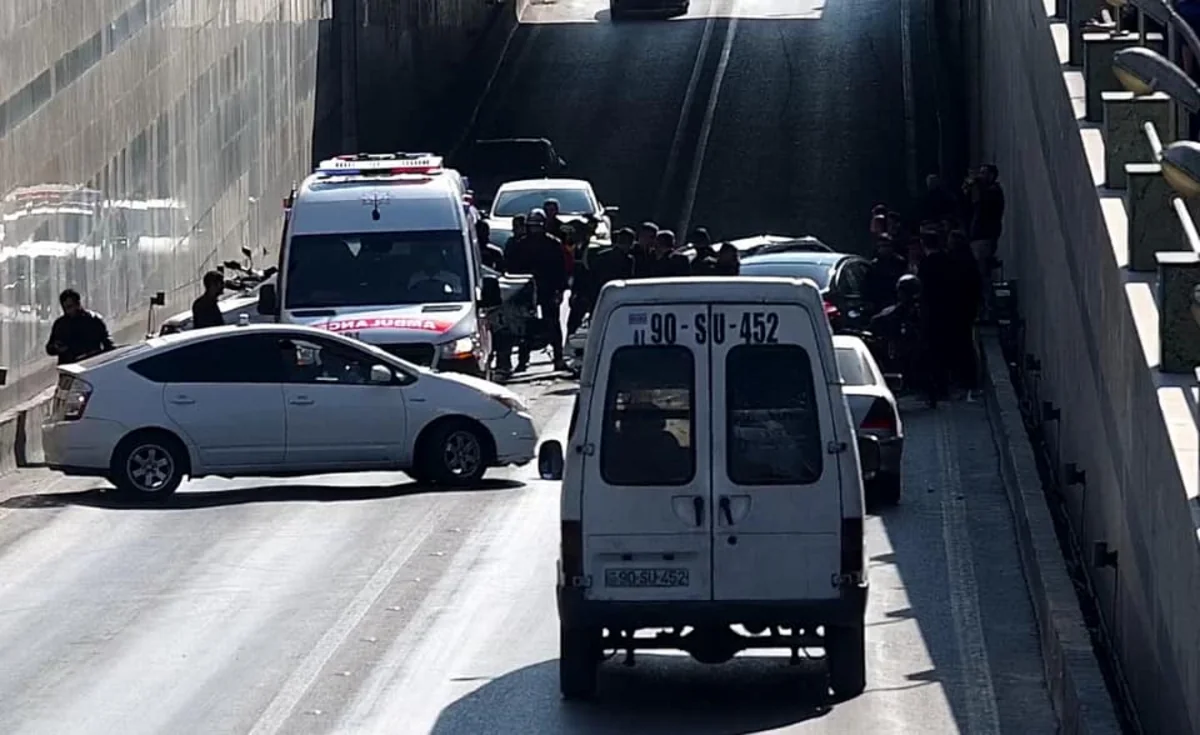 Bakıda tuneldə yol qəzası baş verib