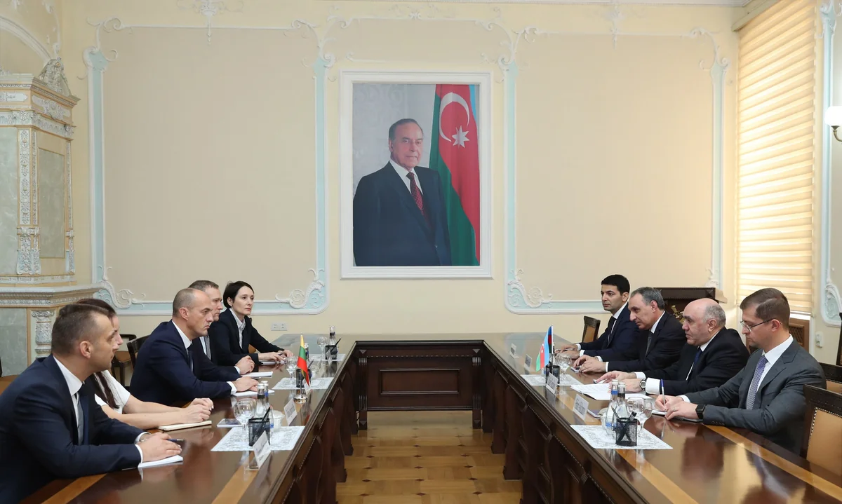 Zakir Qaralov Litvanın Xüsusi İstintaq Xidmətinin baş direktoru ilə görüşüb