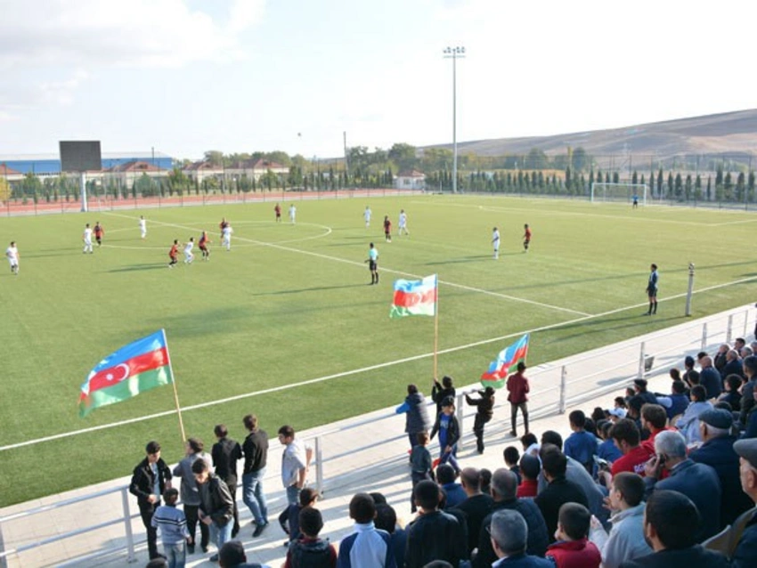 Rəsmilər Region Liqası qarşılaşmasını izləyib - FOTO