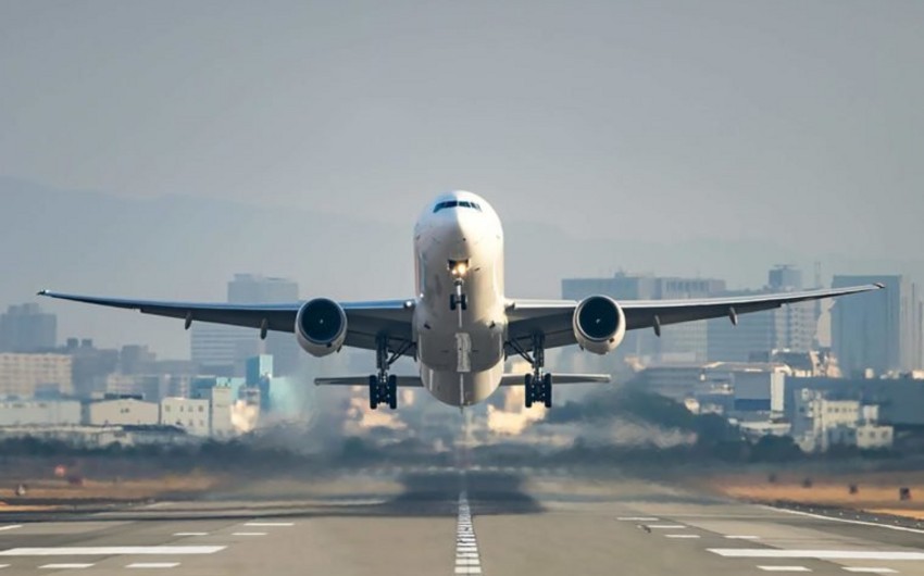 Azərbaycanda hava nəqliyyatı ilə sərnişindaşıma 28 %-dən çox artıb