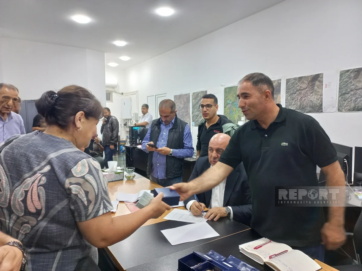 Laçın sakinlərinə evlərinin açarları təqdim edilib