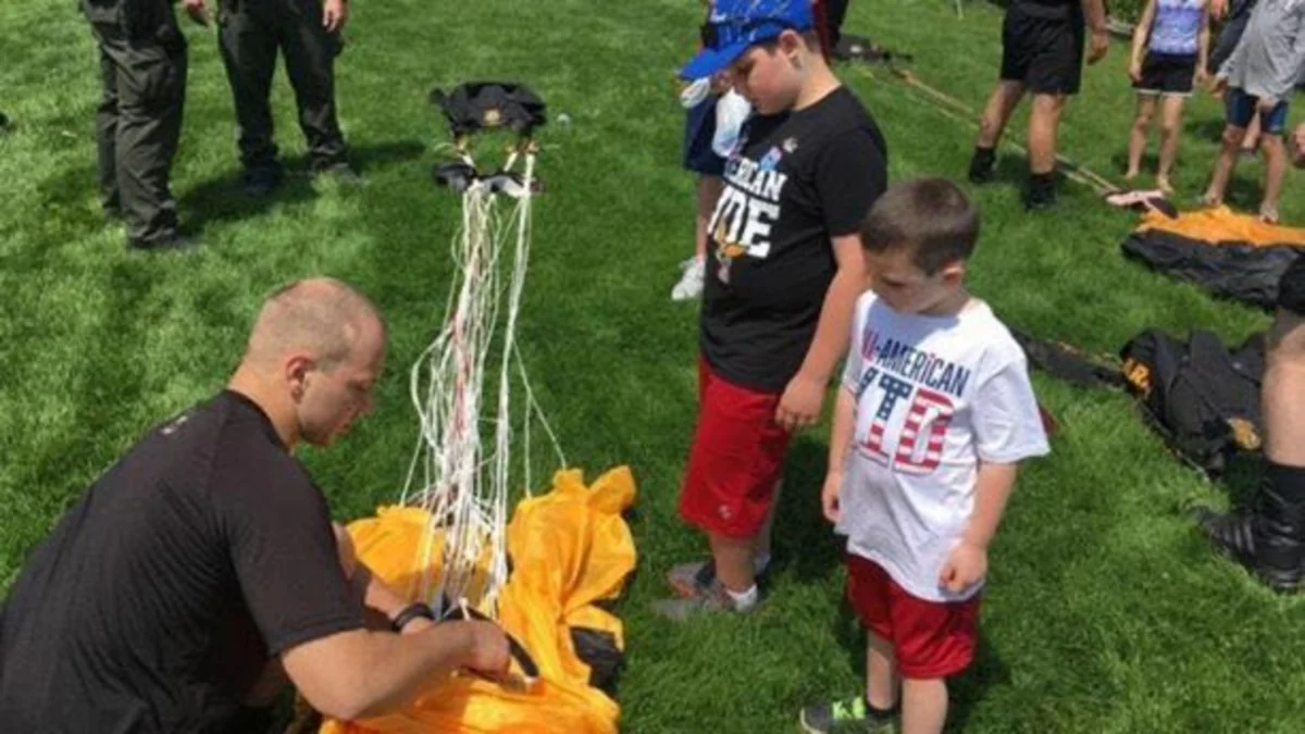 ABŞ-da paraşütçüləri daşıyan təyyarə qəzaya uğrayıb