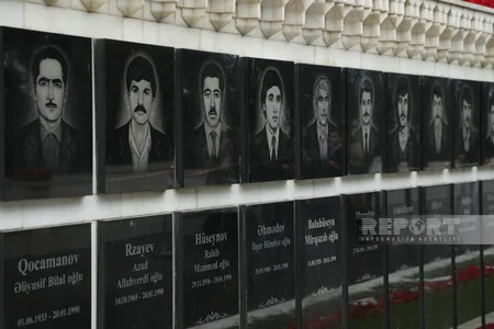Milli qürur və and yeri - Şəhidlər xiyabanına axın başlayıb - FOTOREPORTAJ