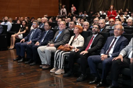 Bakı Konqres Mərkəzində “Tomas Qolts: Neft Odisseyası” sənədli filmi təqdim olunub