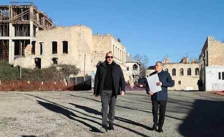 Ilham Aliyev inspects construction progress on Garabagh Street in Shusha city