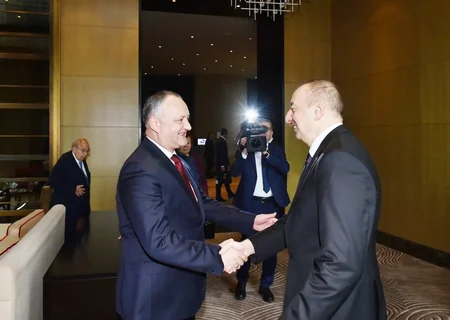 Mehriban Əliyeva Nizami Gəncəvi Beynəlxalq Mərkəzinin qızıl medalı ilə təltif edilib - YENİLƏNİB-2