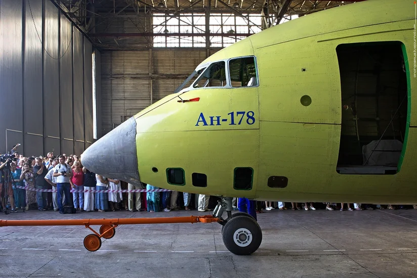 Silk Way Airlines и Антонов подписали контракт на поставку 10 самолетов в Азербайджан
