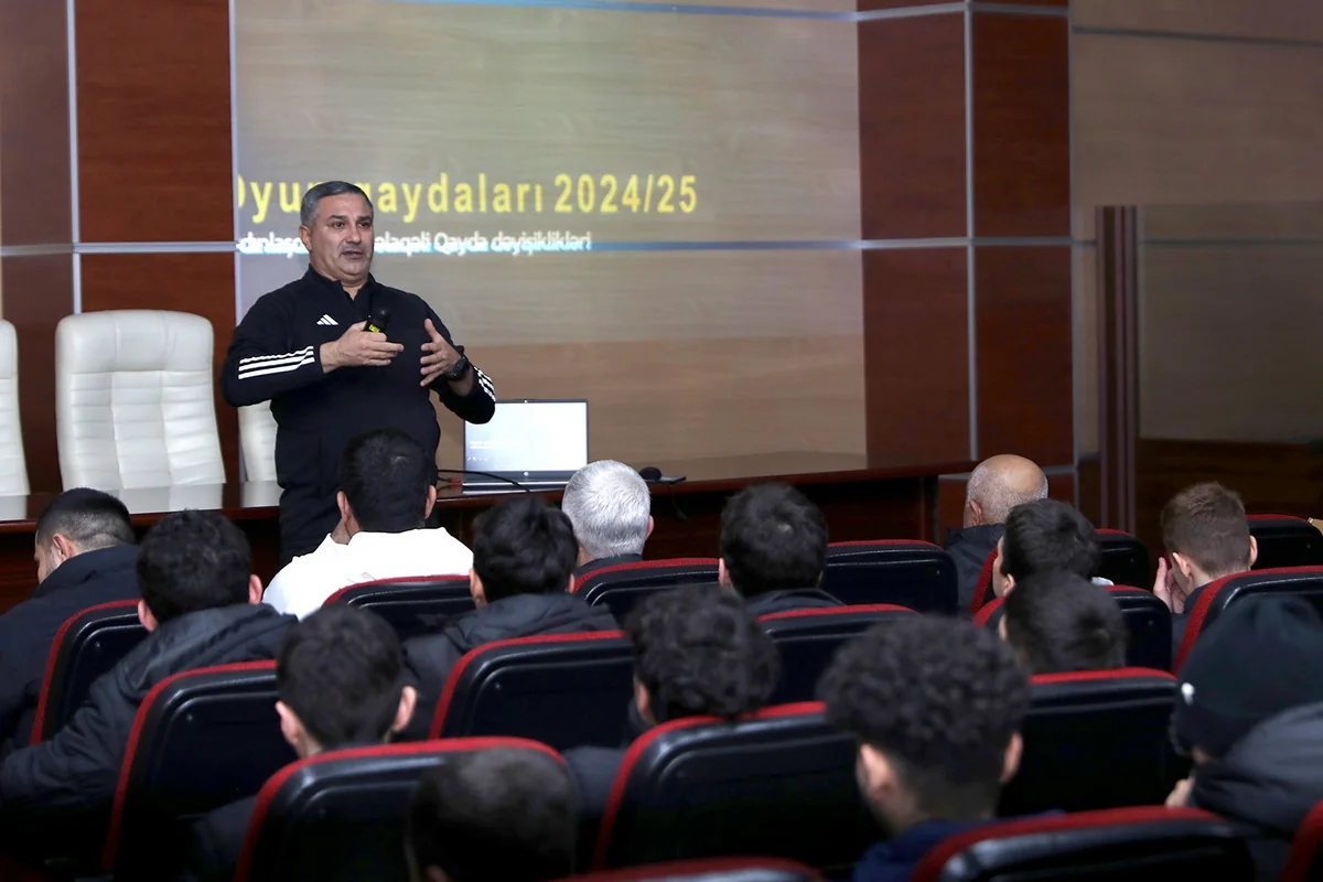 Qarabağın akademiyasının komandaları üçün seminar təşkil olunub