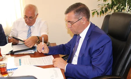 “Abşeronneft”in dəniz yataqlarındakı özül və estakadalarda əsaslı təmir işləri aparılıb