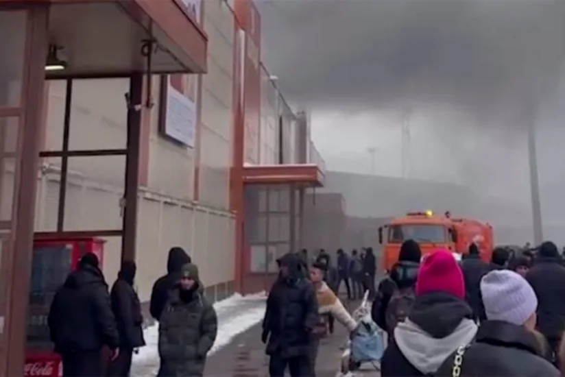 В Москве два человека пострадали в результате пожара на рынке Садовод
