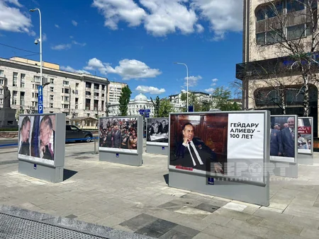 Sahibə Qafarova TASS-da Heydər Əliyevin 100 illiyinə həsr olunan sərgi ilə tanış olub