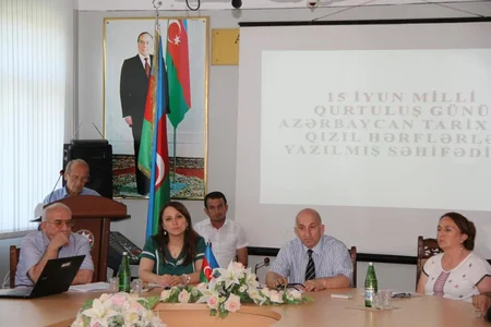 Mingəçevirin təhsil müəssisələrində Milli Qurtuluş Günü qeyd olunub