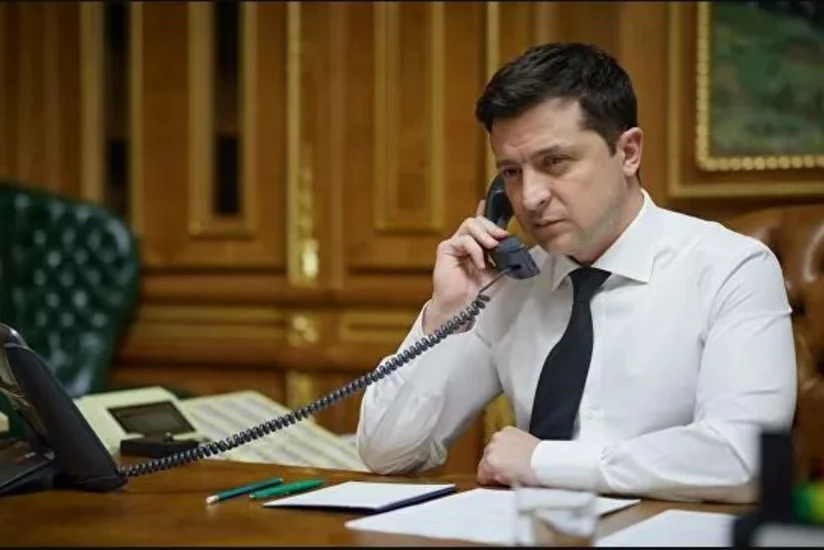 Зеленский обсудил с Макроном ситуацию в Украине