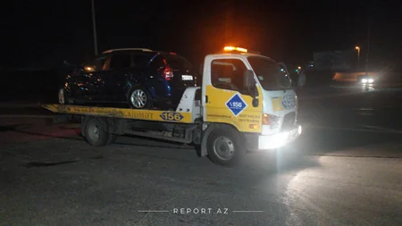 Bakıda iki avtomobil toqquşdu, xəsarət alanlar var