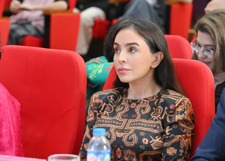 Vice-President of Heydar Aliyev Foundation visits Vietnam