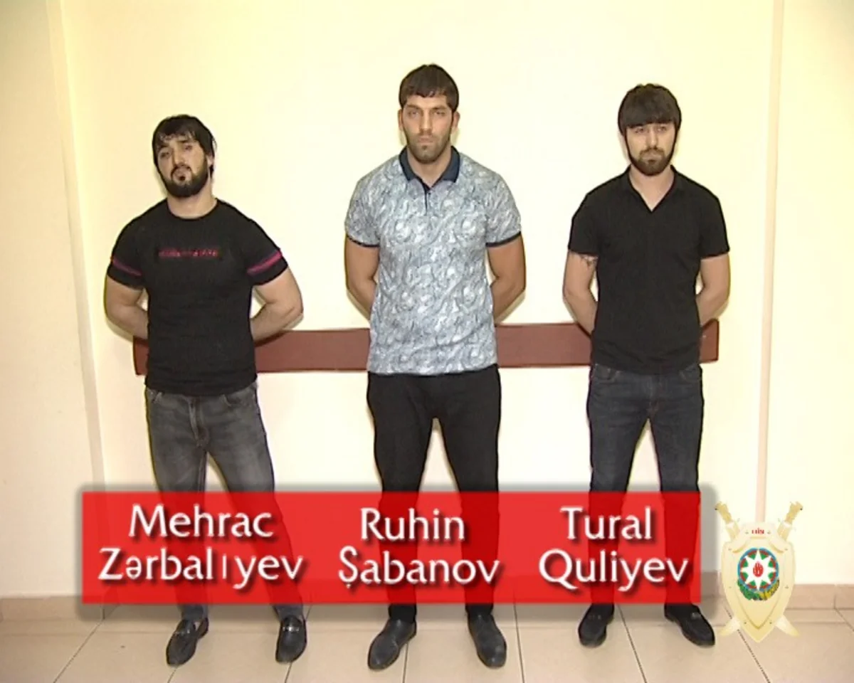Bakıda üzərində tapança ilə narkotik maddə satan şəxslər saxlanılıblar
