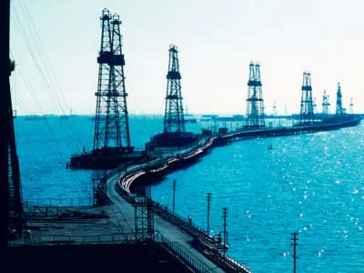 New well drilled at Neft Dashlari field