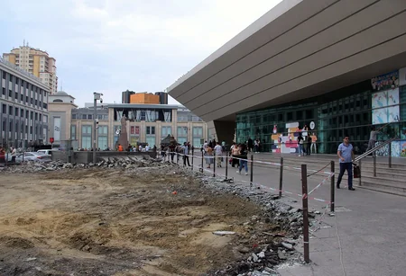 Bakı metrosunun tunellərində dəmir-beton bloklar ağac şpalları əvəz edəcək