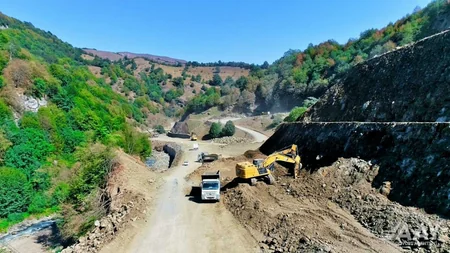Toğanalı-Kəlbəcər-İstisu yolunun və Murovdağ tunelinin inşası davam etdirilir
