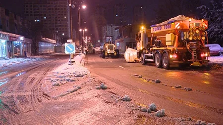 Azəravtoyol qışa hazır olmayan sürücülərə yola çıxmamağı tövsiyə edir - VİDEO