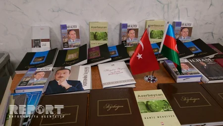 İstanbulda Heydər Əliyevin xatirəsinə həsr olunmuş tədbir keçirilib