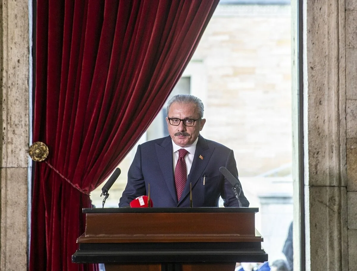 TBMM sədri Gəncəyə yola düşdü