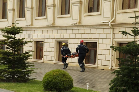 ​FHN Bakı Ali Neft Məktəbində təlim kursu keçirib - FOTO/VİDEO