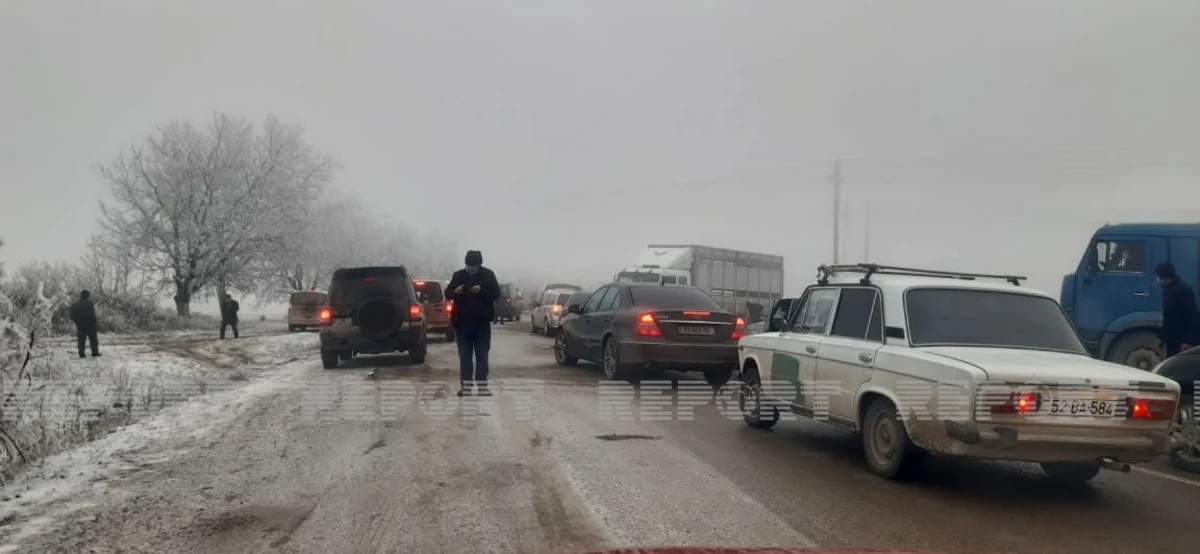Qar Bakı-Şamaxı-Yevlax yolunda hərəkəti iflic edib