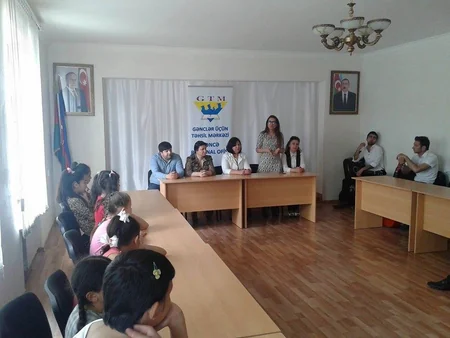 Gənclər üçün Təhsil Mərkəzi xeyriyyə tədbiri təşkil edib