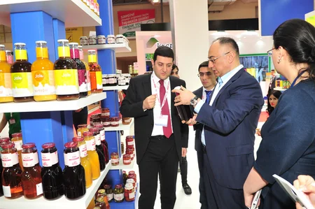 Qida Təhlükəsizliyi Agentliyinin sədri sahibkarlarla görüşüb