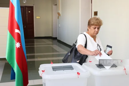 Səbaildə seçki məntəqəsinin sədri: İndiyə qədər neqativ hal qeydə alınmayıb