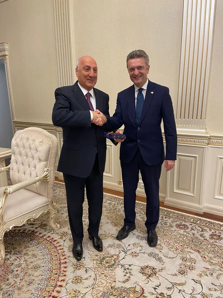 Almaniya səfiri Sumqayıtın icra başçısı ilə görüşüb