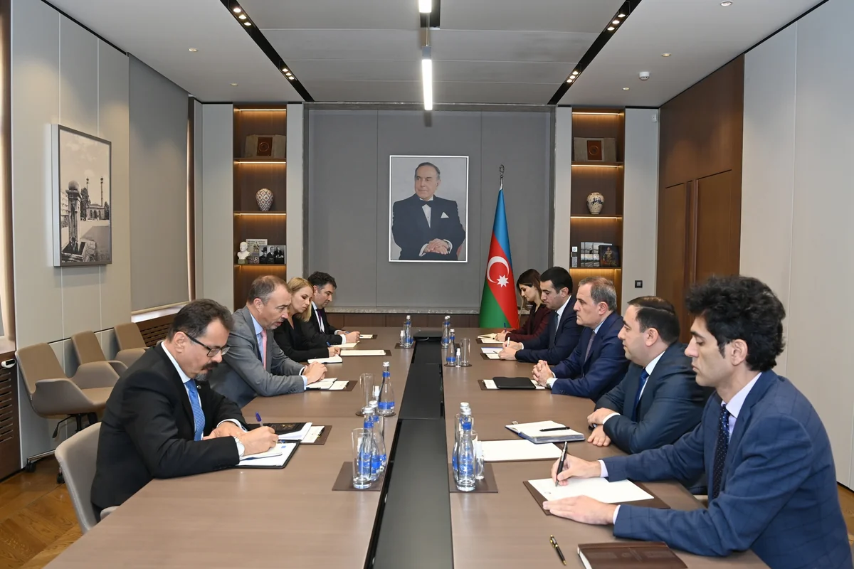 Ceyhun Bayramov Aİ-nin nümayəndəsi ilə Azərbaycan-Ermənistan münasibətlərinin normallaşmasını müzakirə edib