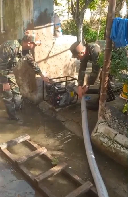 FHN intensiv yağışların yaratdığı fəsadları aradan qaldırılması işlərini davam etdirir - YENİLƏNİB