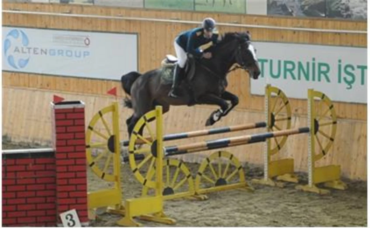 Azerbaijani athlete wins Khazar Cup