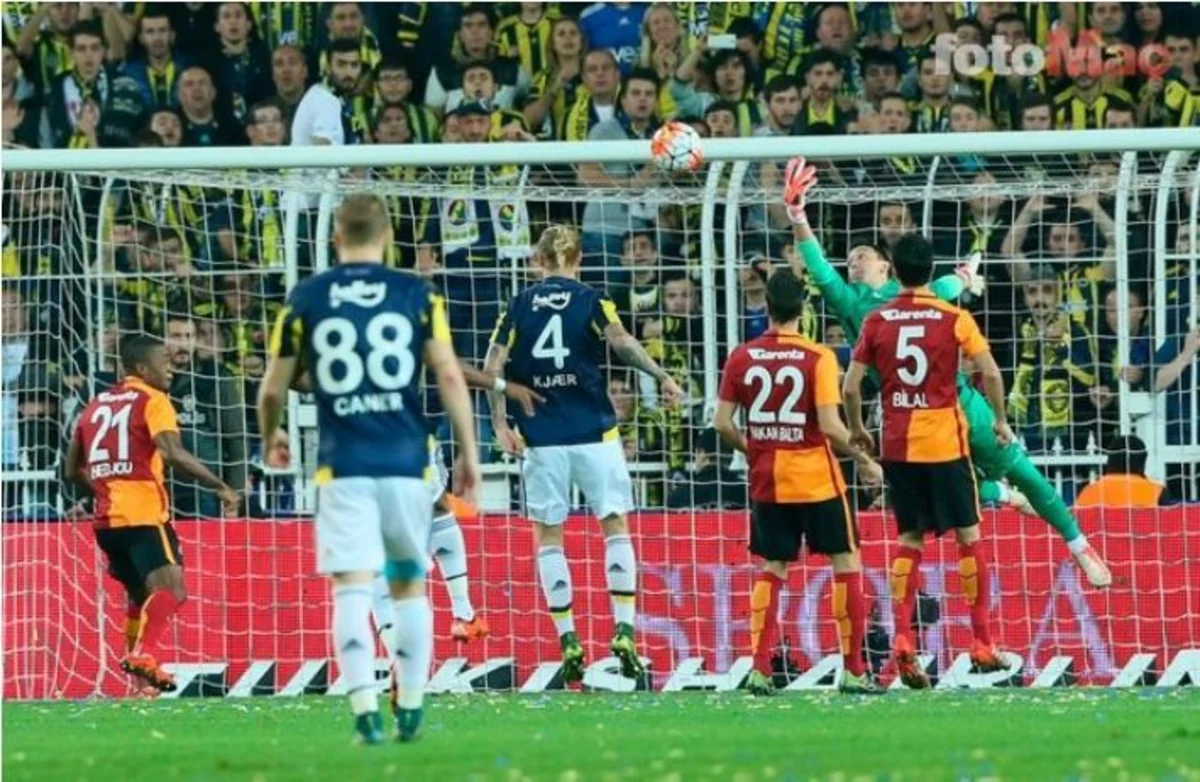 Bu gün Fənərbağça Qalatasarayla qarşılaşacaq