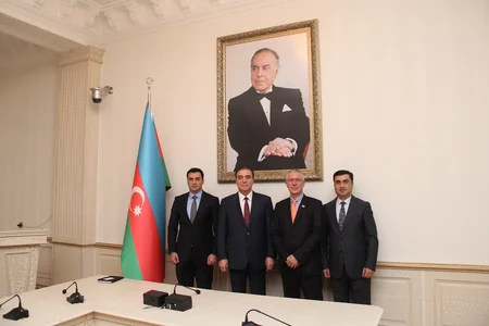 Gəncənin icra başçısı Britaniya səfiri ilə təhsil sahəsində əməkdaşlığı müzakirə edib