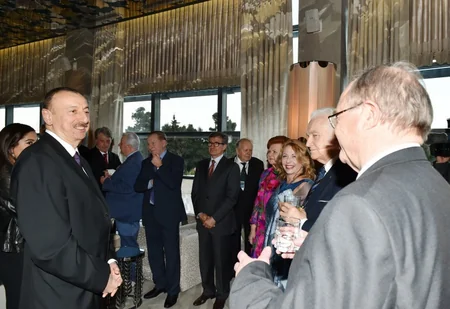 ​İlham Əliyevin adından III Qlobal Bakı Forumunun iştirakçılarına ziyafət verilib - FOTO