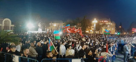 Gəncədə Zəfər Gününə həsr edilmiş konsert keçirilib, atəşfəşanlıq olub