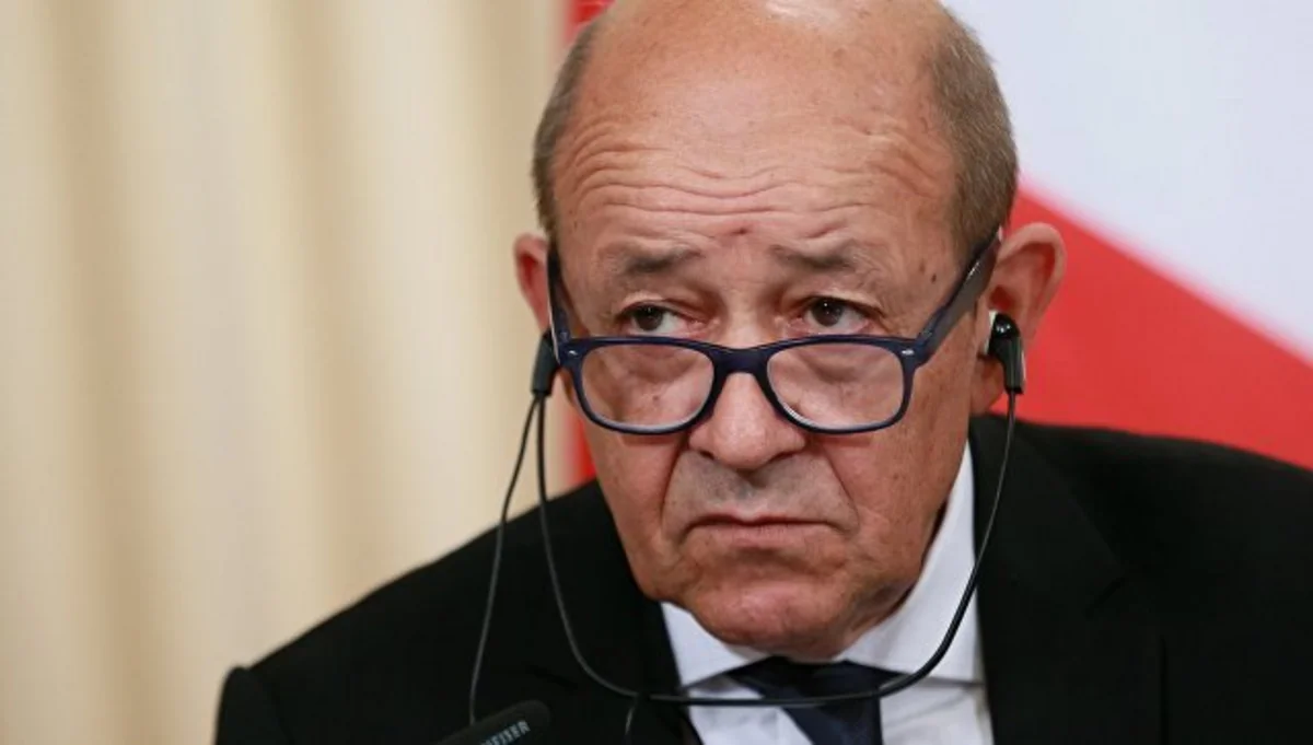Глава МИД Франции находится с визитом в Армении