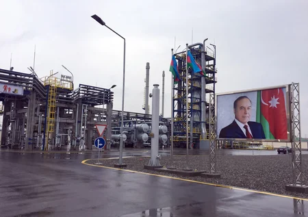 Prezident İlham Əliyev Bakı neft emalı zavodunda bitum qurğusunun və maye qazdoldurma məntəqəsinin açılışında iştirak edib - YENİLƏNİB