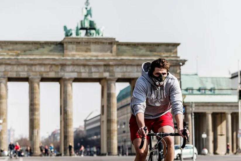 В Берлине вступают в силу ужесточенные меры против распространения COVID-19