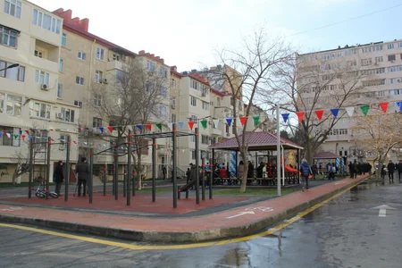 “Bizim həyət” layihəsi çərçivəsində daha bir həyət abadlaşdırılıb