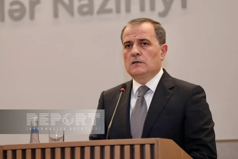Ceyhun Bayramov almaniyalı həmkarından Şuşa və Xankəndinin adlarını düzgün səsləndirməyi tələb edib