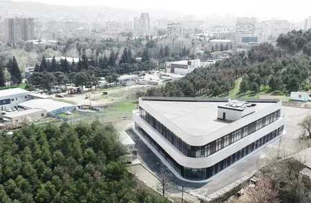 Vəkillər Kollegiyasının nümayəndə heyəti Gürcüstanda Vəkillər Evinin açılışında iştirak edib