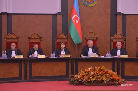 Konstitusiya Məhkəməsinin iclasının əsas hissəsi yekunlaşıb, hakimlər müşavirəyə gedib - FOTO - YENİLƏNİB-2
