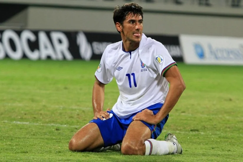 Azərbaycan millisinin futbolçusu Almaniyada əməliyyat olunub