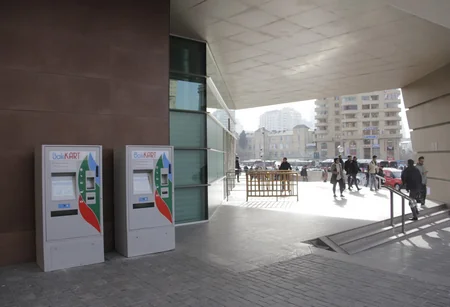 Bakı metrosunda əlavə yükləmə terminalları yerləşdirilib
